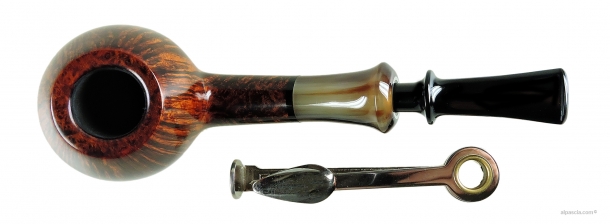 Former smoking pipe 295 d