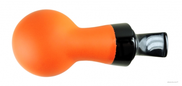 Al Pascia' Curvy Orange Matte 02 - pipe D385 c