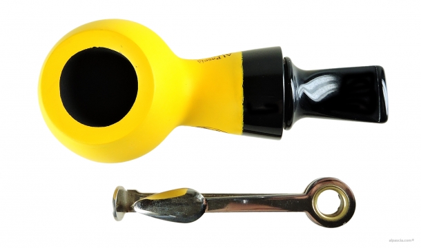 Pipa Al Pascia' Curvy Yellow Matte 02 - D403 d