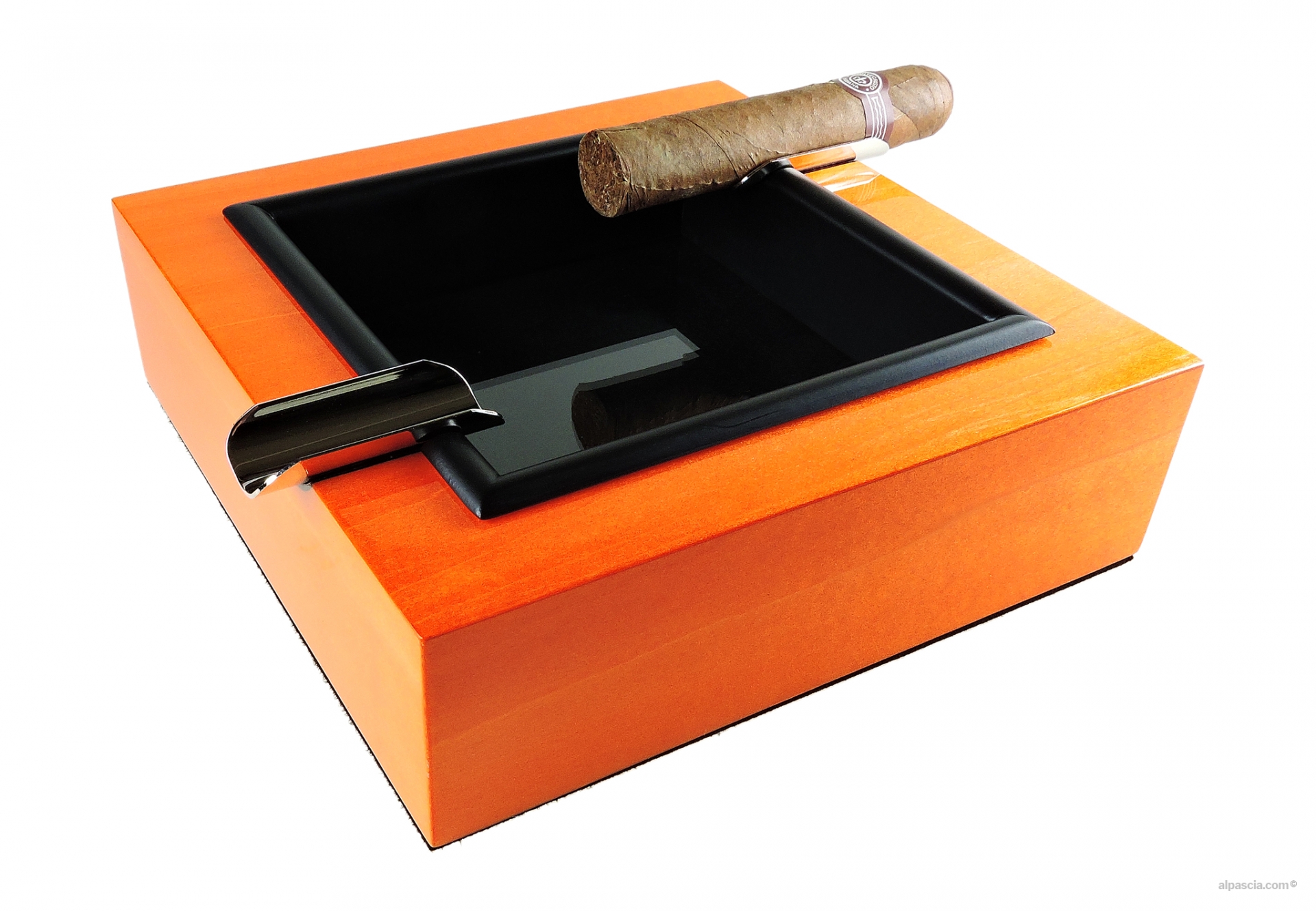 Ace Cigar Ashtray