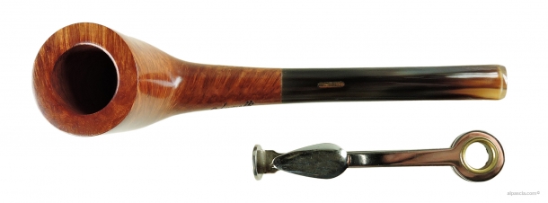 Amorelli * pipe 272 d
