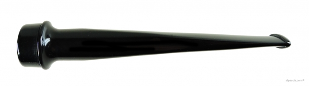 Curvy pipe Stem Churchwarden 02 a