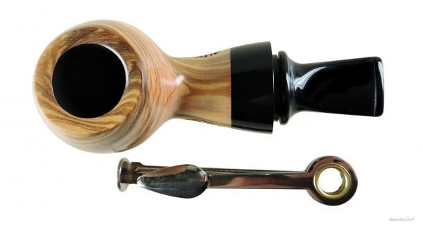 Al Pascia' Curvy Olive Wood 02 - pipe D458 d