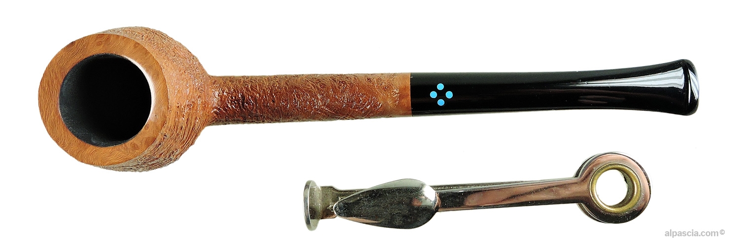 Top view of the SASIENI 4 DOT NATURAL pipe 046 d