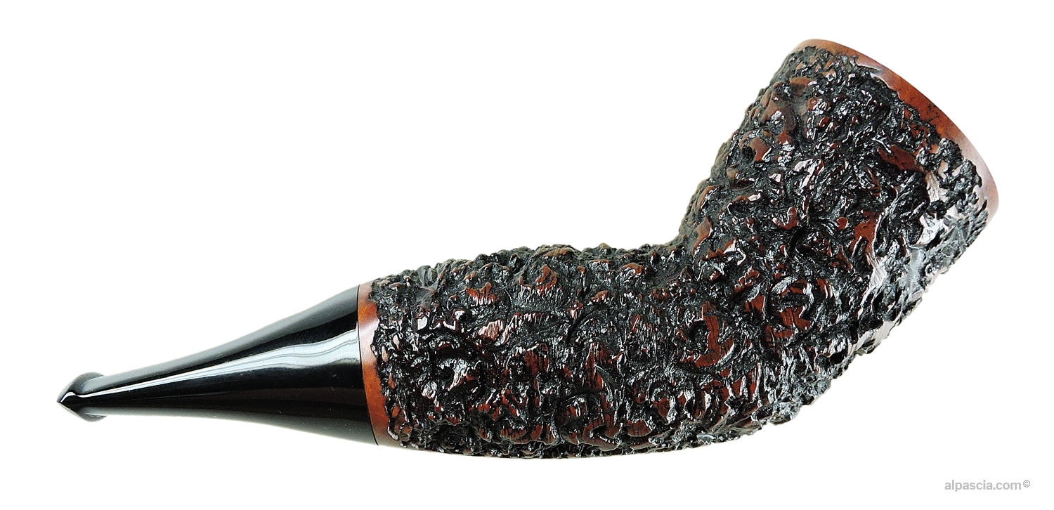Valbruna Rusticata pipe 008 - other side view