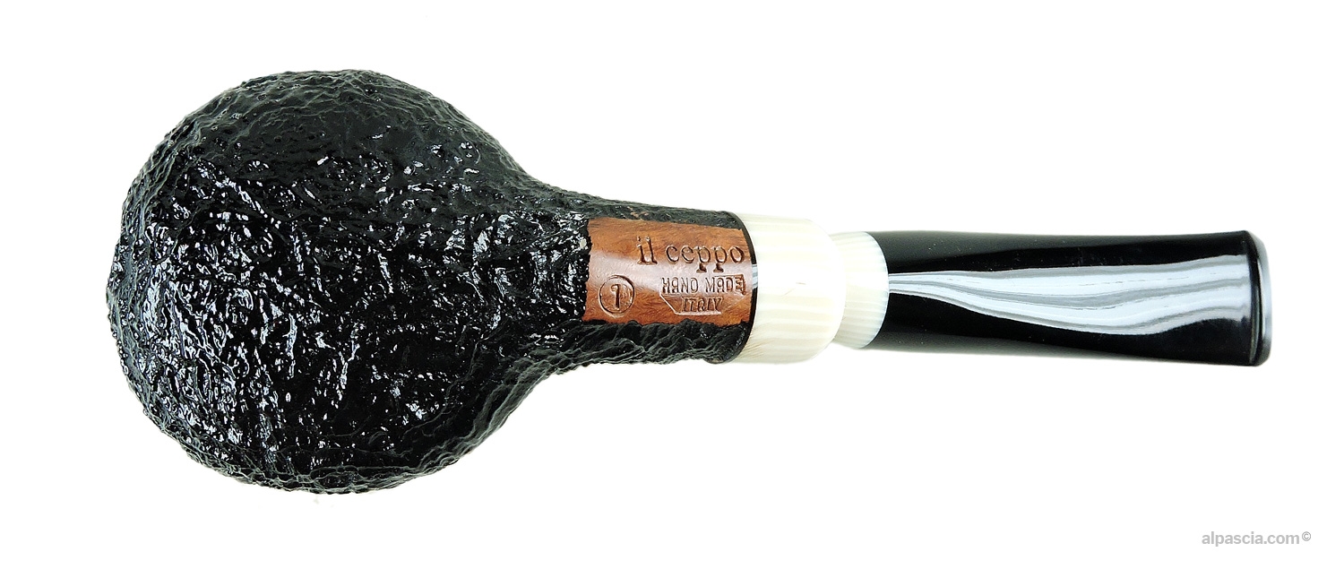 Il Ceppo 1 pipe 345c - bottom view
