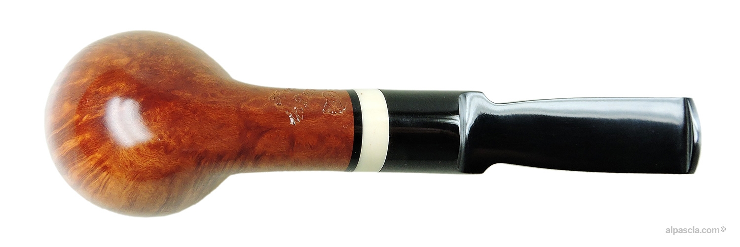 Pipa Leo Borgart - 554c - dal basso