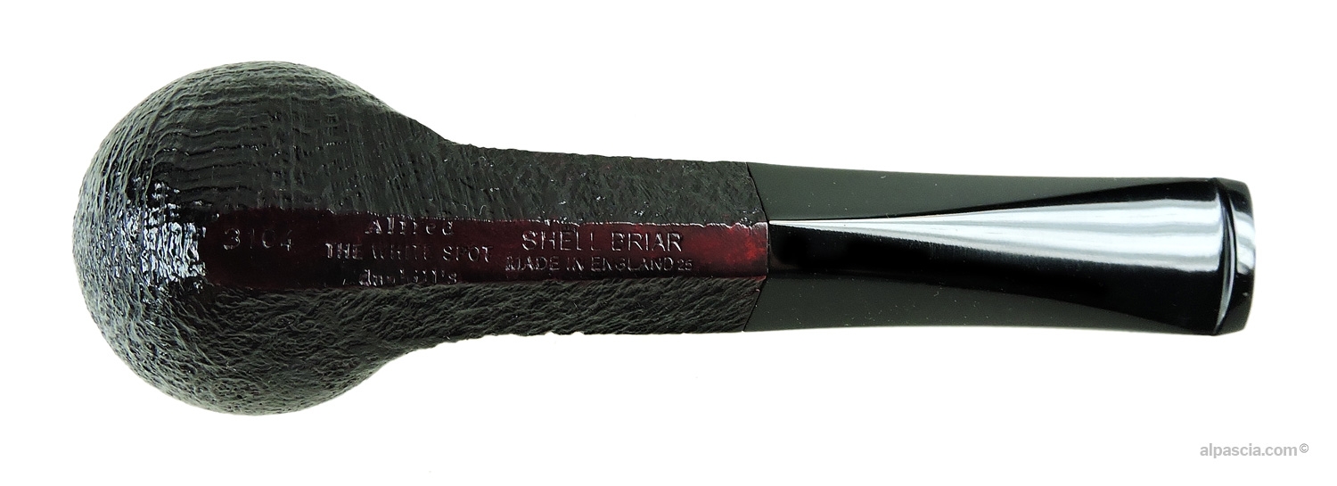 Dunhill Shell Briar 3104 Group 3 pipe G132 - bottom view