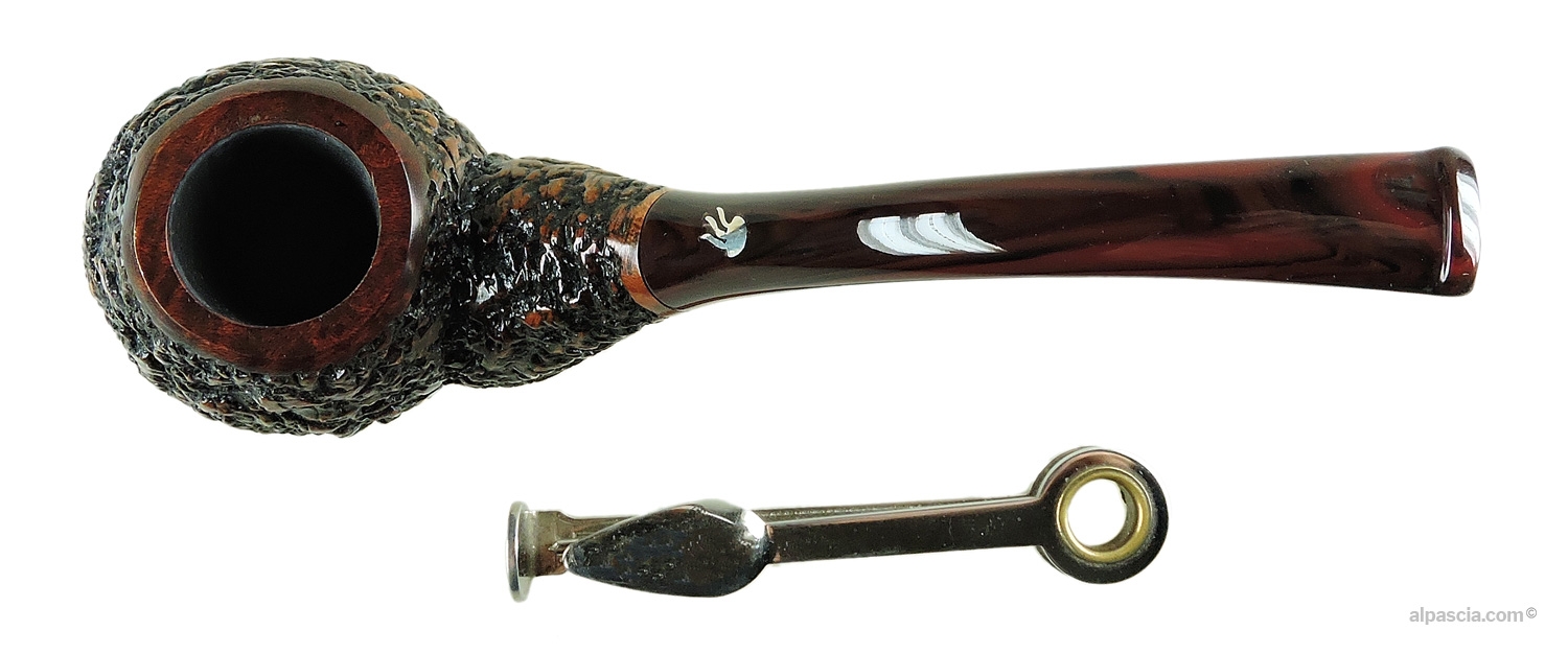 Valbruna Rusticata pipe 012d - top