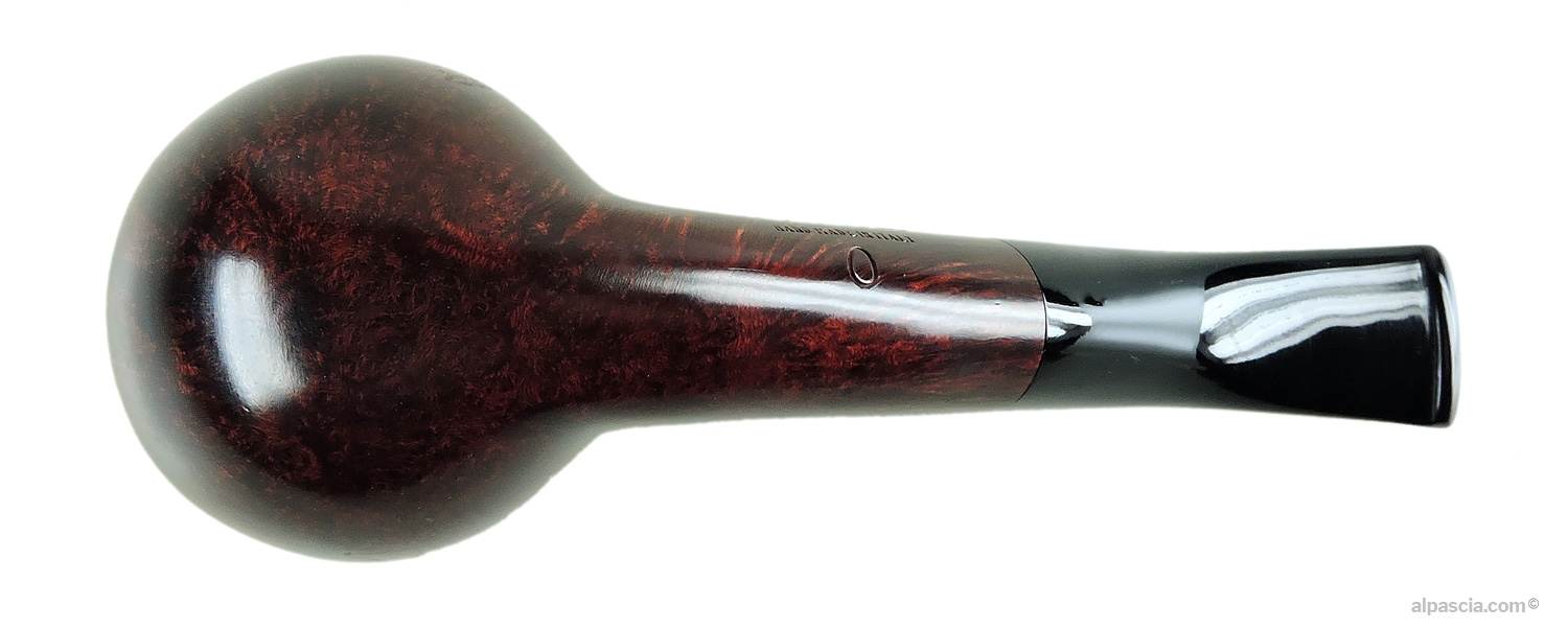 Vista dal basso della pipa L'Anatra 1 Uovo (830c)