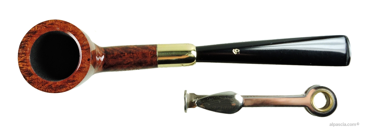 Top view of the Big Ben Flamingo Tan Model 528 pipe (1241d)