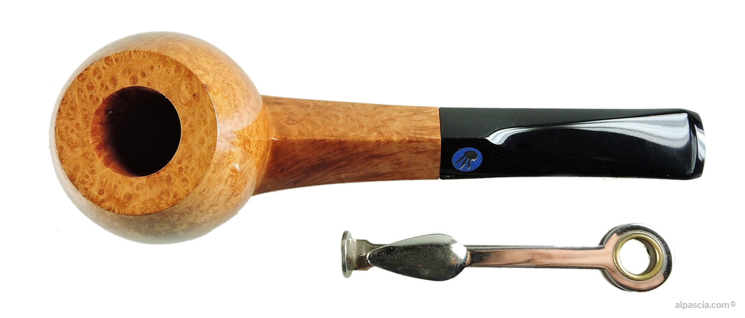 Top view of the VALBRUNA SMOOTH NATURAL 2 JELLYFISH pipe (013d)