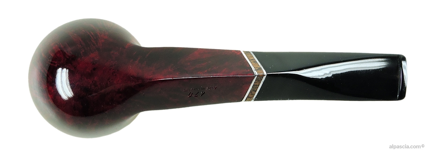 Vista dal basso della Pipa Big Ben Classic 2 Tone Red Polish 470 (1245)