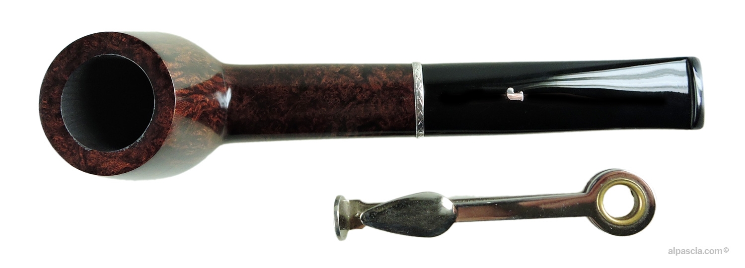 Top view of the Ser Jacopo Picta Picasso L1 C 23 pipe 2279D