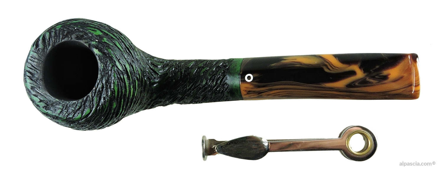 Top view of the Talamona Dragon M Rusticated pipe 109D