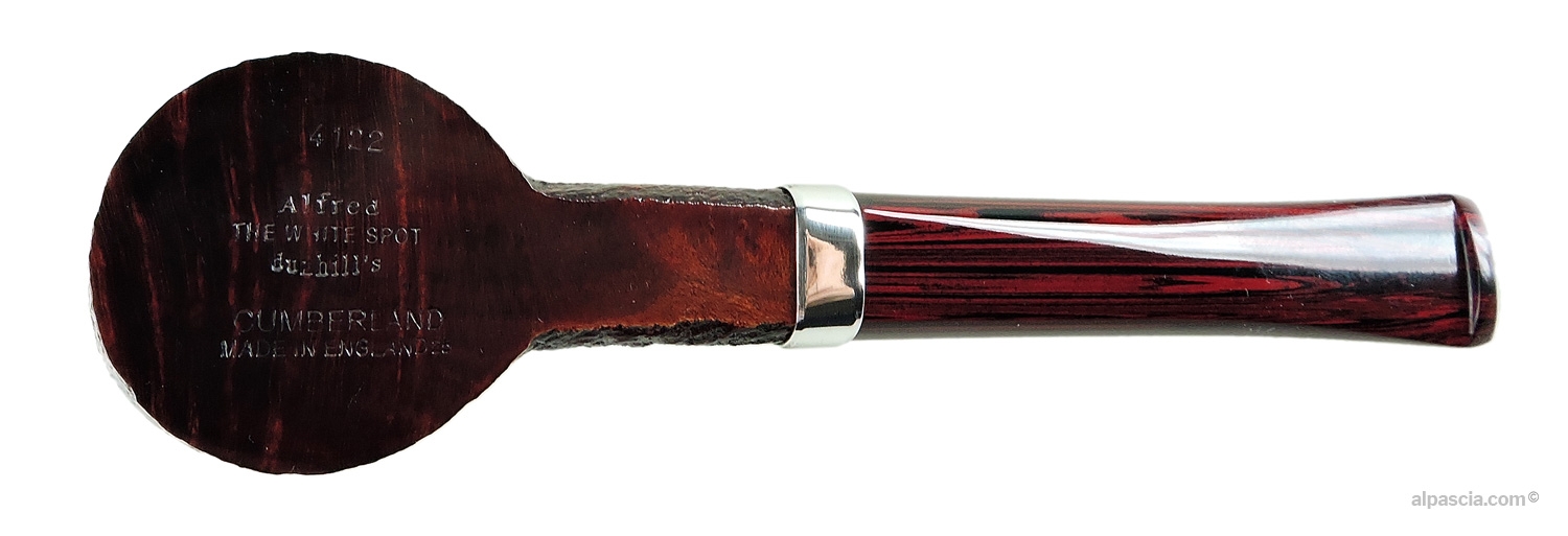 Pipa Dunhill Cumberland 4122 Gruppo 4 - G146 - vista dal basso