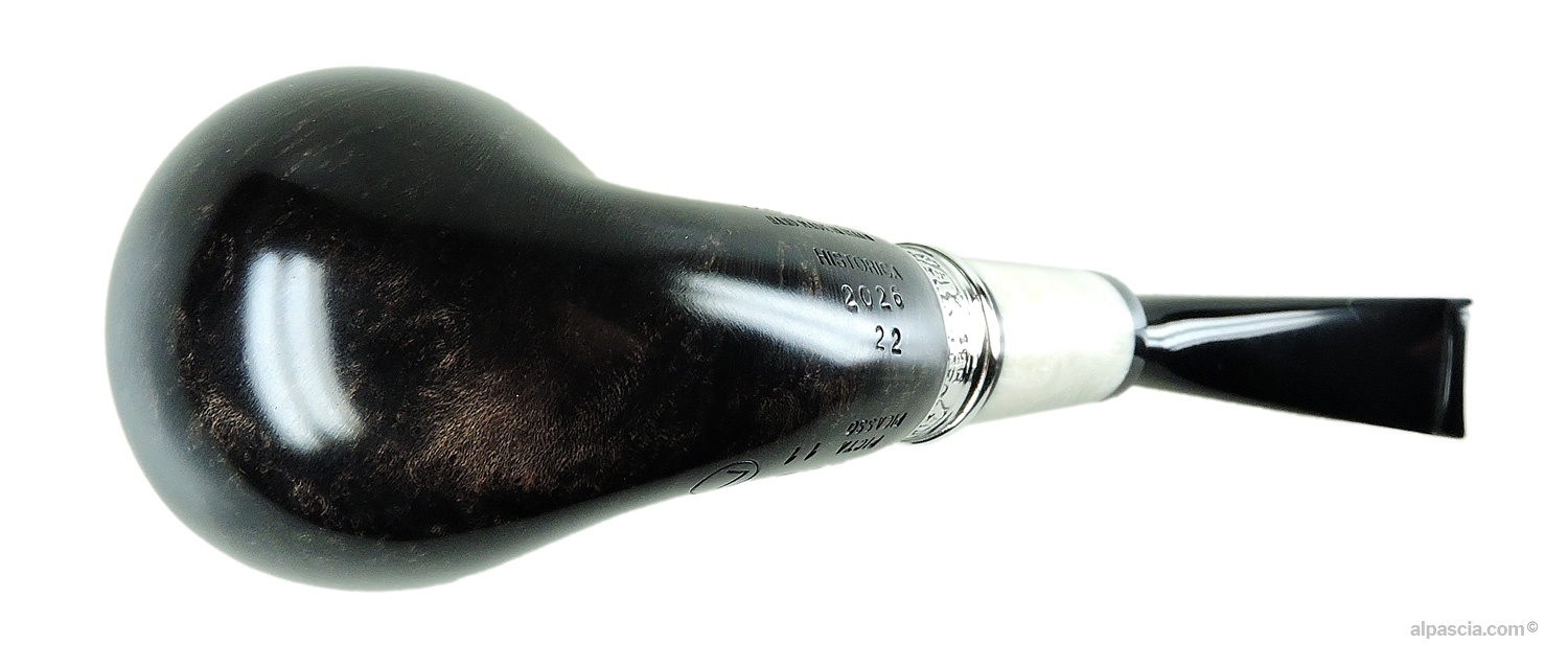 Ser Jacopo Picta Picasso L Historica 2026 Pipe - bottom view and commemorative hallmarks