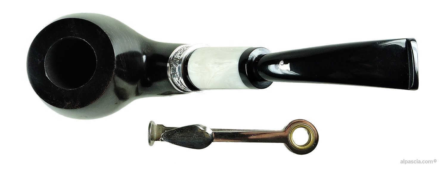 Ser Jacopo Picta Picasso L Historica 2026 Pipe - top view and grain detail