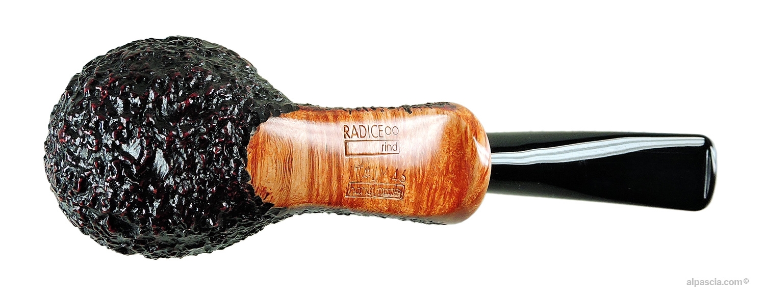 Radice Rind Half-Bent Billiard Semi-Rusticated Pipe - bottom view and hallmarks