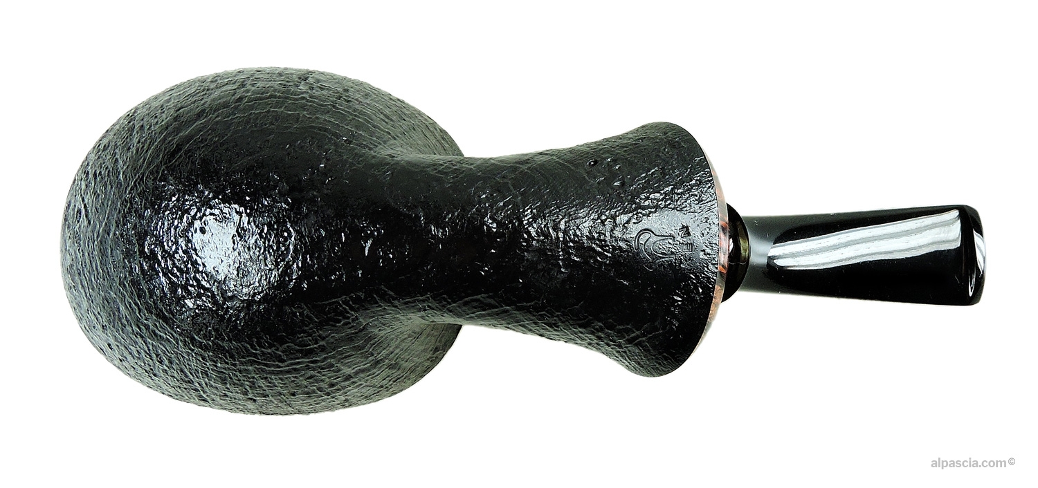 Ken Dederichs 230 Semi-Sandblasted Freehand Pipe - bottom view and hallmarks