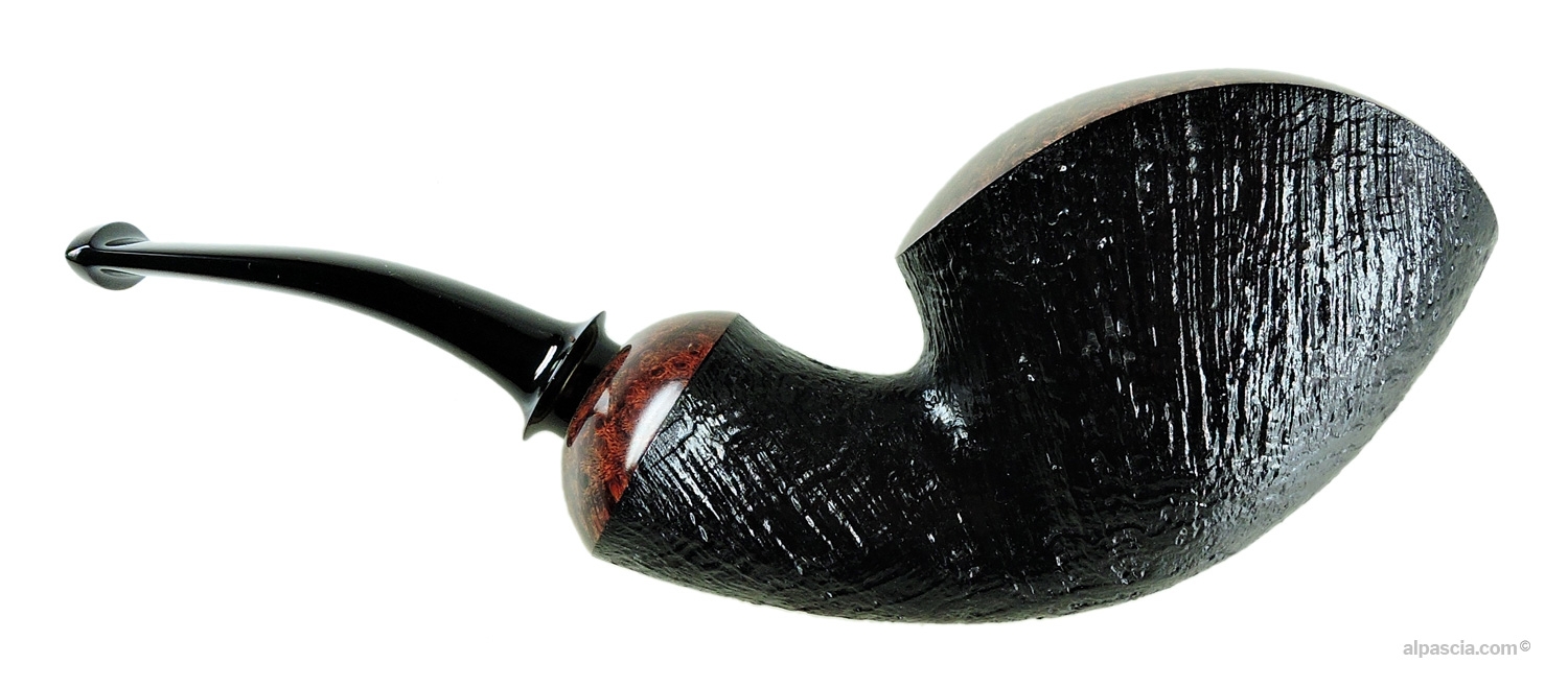 Ken Dederichs 230 Semi-Sandblasted Freehand Pipe - right side view