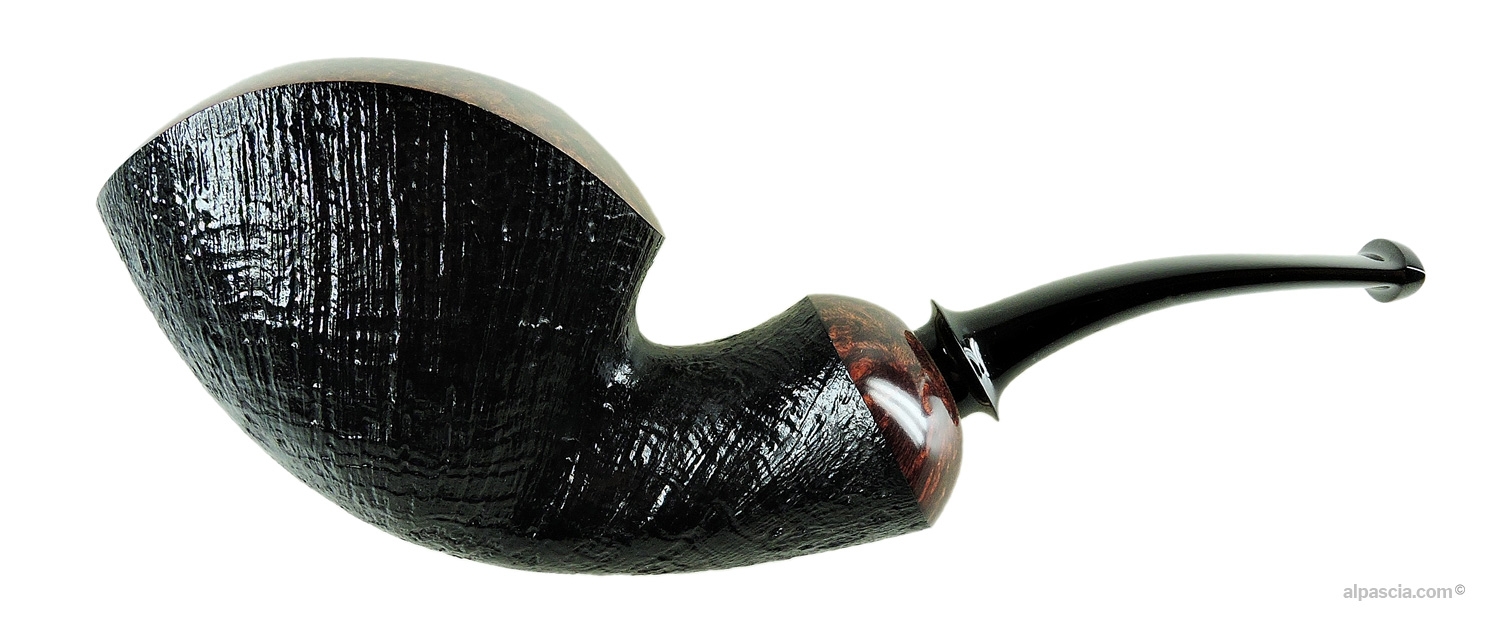 Ken Dederichs 230 Semi-Sandblasted Freehand Pipe - left side view