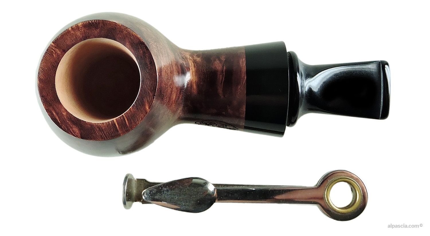 Al Pascià Curvy Walnut Straight Smooth Pipe Model 02 - top view showing smooth rim