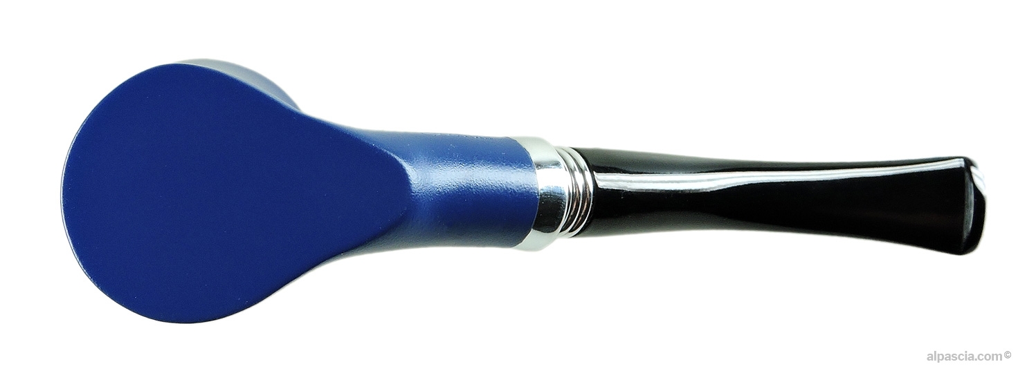 Pipa BigBen Spectrum 740 Bleu Matte 9mm - vista inferiore e dettagli del marchio BigBen