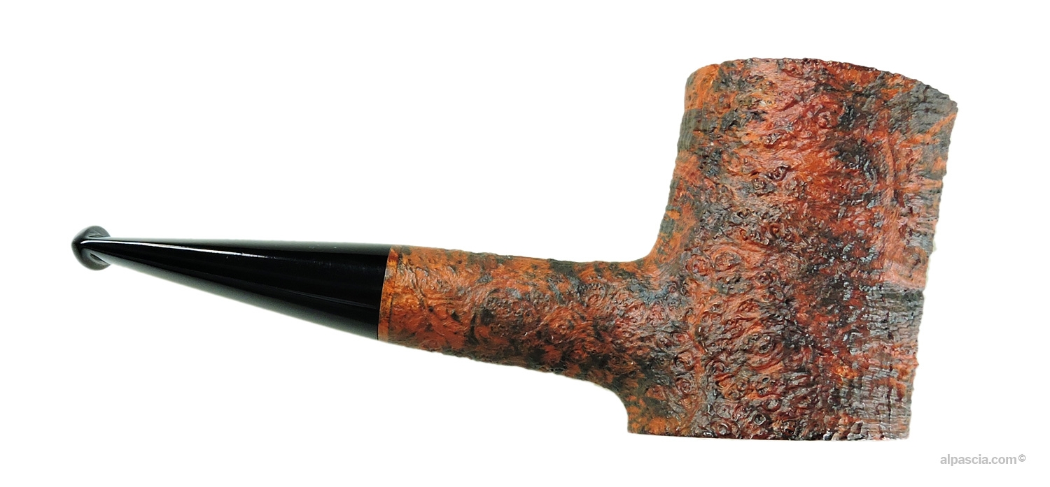 Pipa Radice Silk Cut modello Cherrywood - vista laterale destra che mostra il cannello e la texture Silk Cut