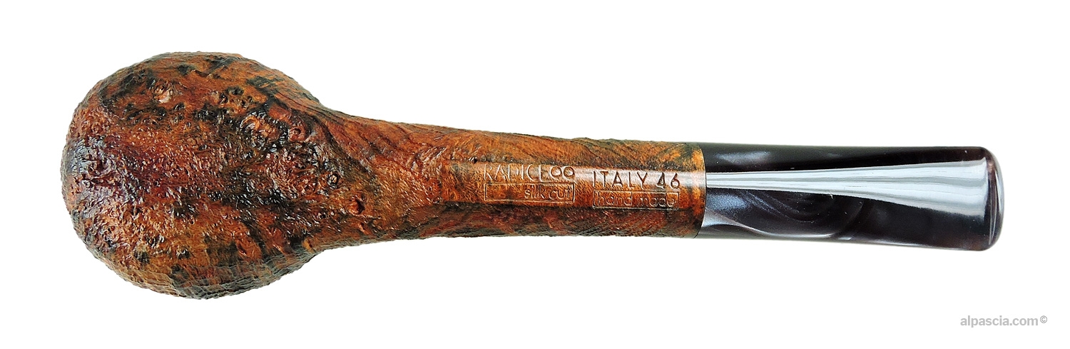 Pipa Radice Silk Cut Diritta - vista inferiore del fusto dritto e del disegno naturale della radica