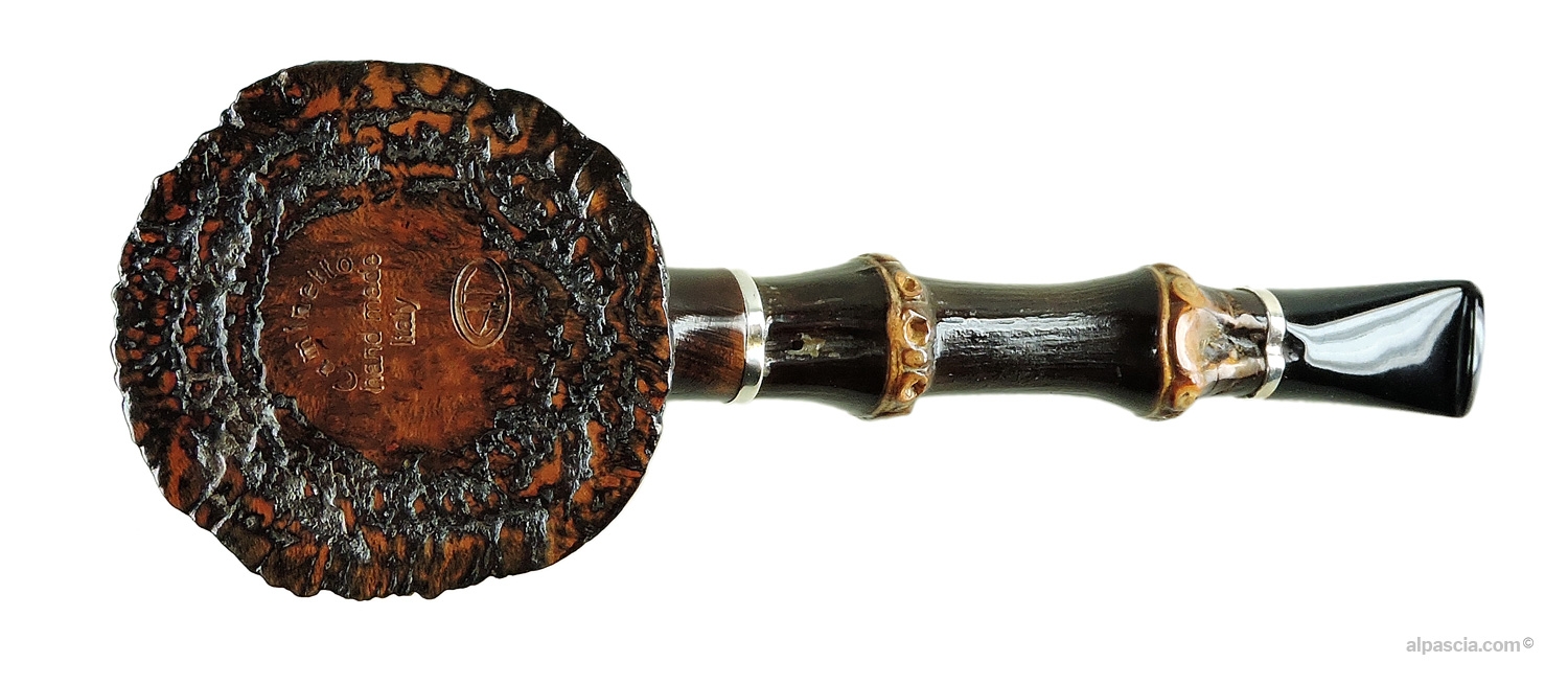 Caminetto Semi-Rusticated Cherrywood Bamboo Pipe - bottom view of the flat self-standing base and organic bamboo knuckles