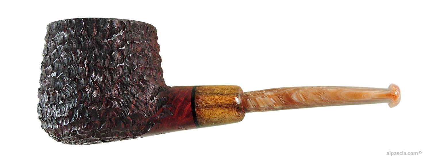 Pipa Pirocco Semirusticata Army Mount - vista di profilo che mostra l'alternanza tra superficie liscia e rusticata con innesto militare
