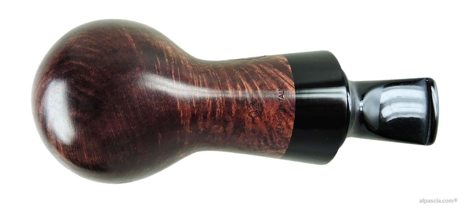 Pipa Al Pascià Curvy Walnut Modello 02 - vista inferiore del cannello con i marchi originali impressi della linea Curvy
