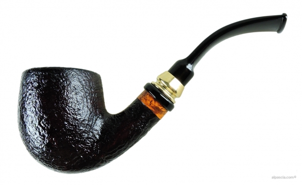 Neerup Classic Series Gr. 2 Pipe Full Bent Sandblasted with Natural Briar Accent