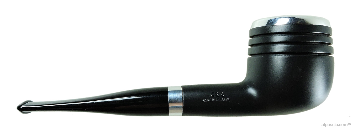 Big Ben R-Design Black Matte 484 S Pipe - Right side view highlighting the minimalist matte finish