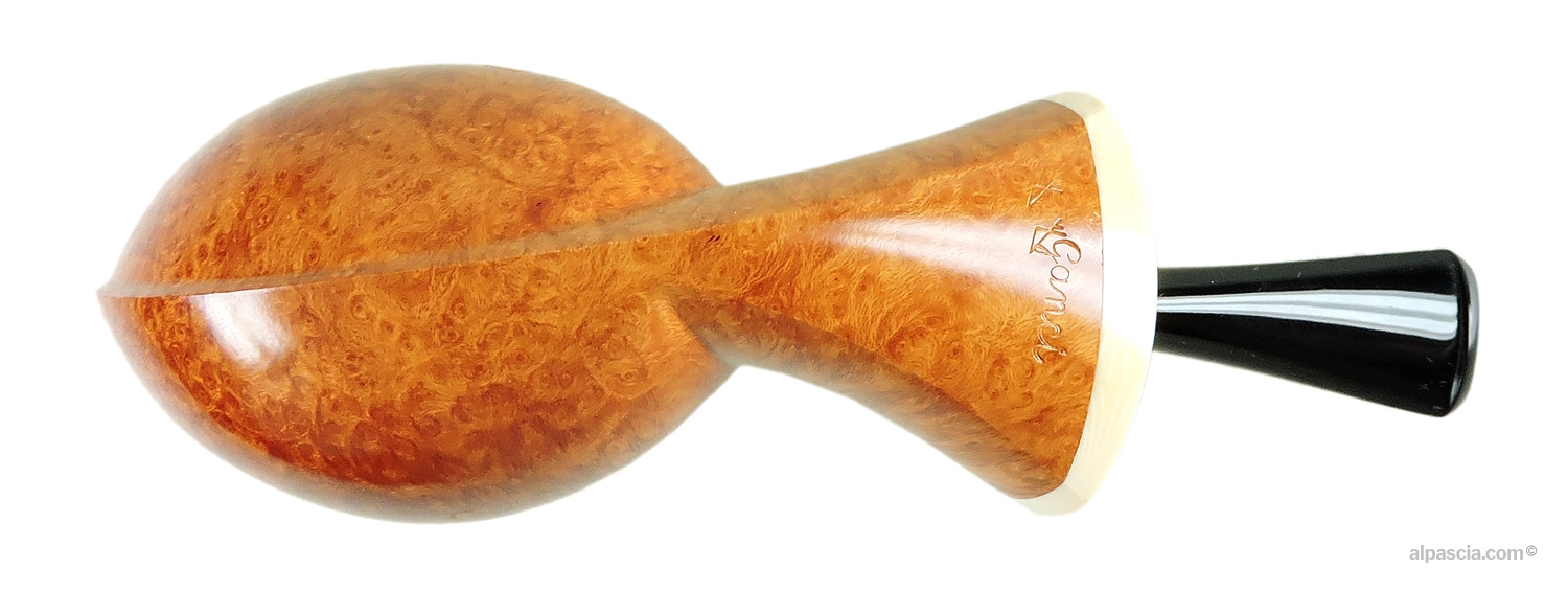 Ganci 2F Smooth Chubby Pipe - Bottom view displaying the stout shank and authentic 2F maker stamps