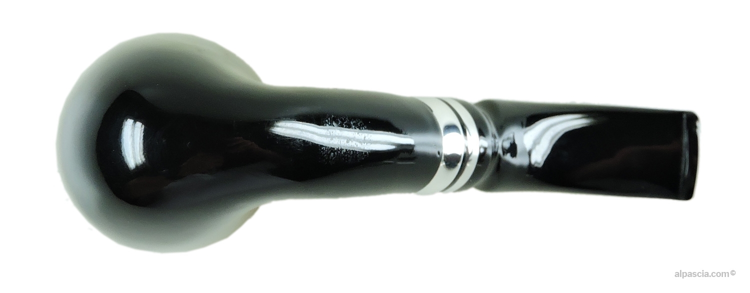 Big Ben Spectrum 555 Pipe - Bottom view of the curved shank displaying the 555 model number stamp