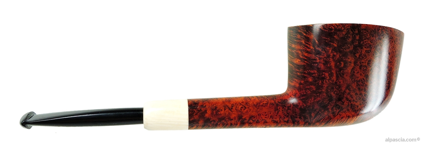 Pirocco Smooth Straight Pipe - Right side view highlighting the perfect symmetry and wood density