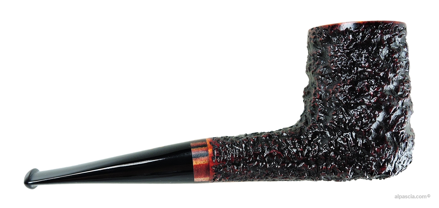 Radice Rind Oil Cured Pipe - Right side view showcasing the rugged tridimensional textures of the Rind finish