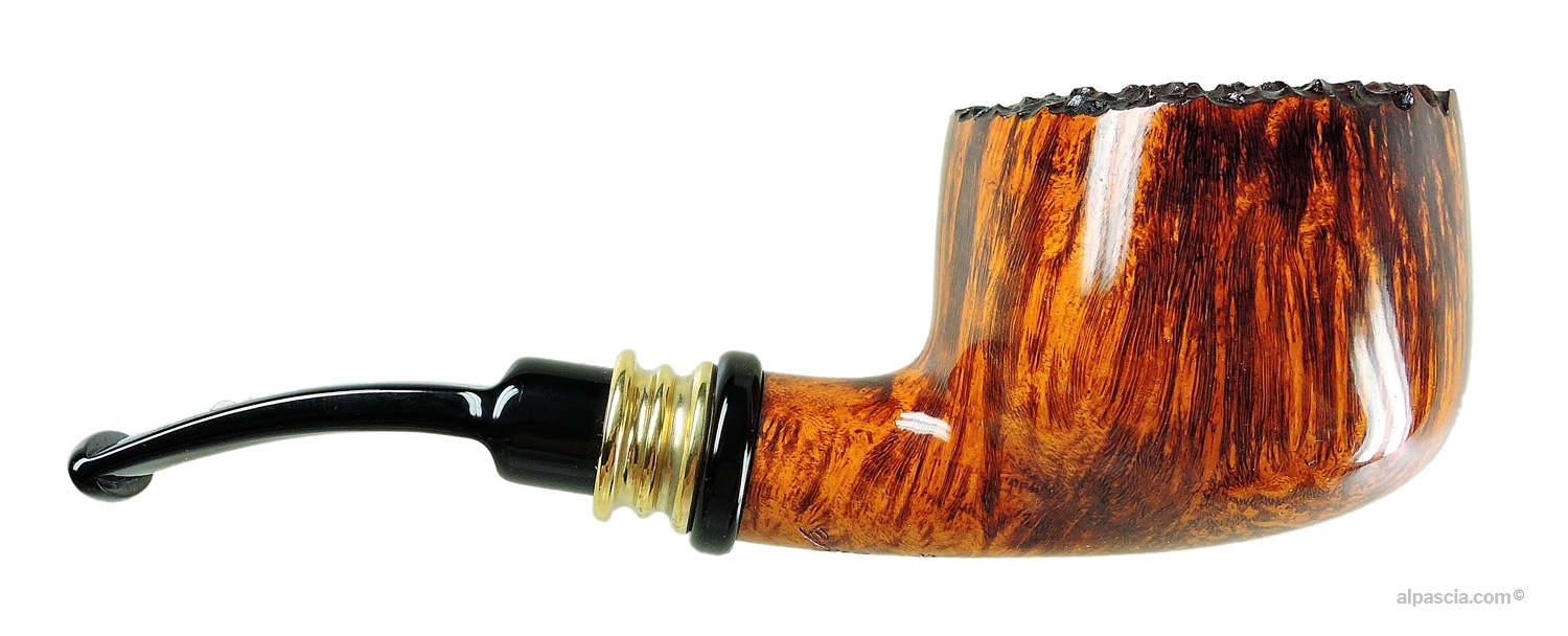 Neerup Classic Gr.3 Pot Pipe - Right side view showcasing the thick-walled construction and wood density