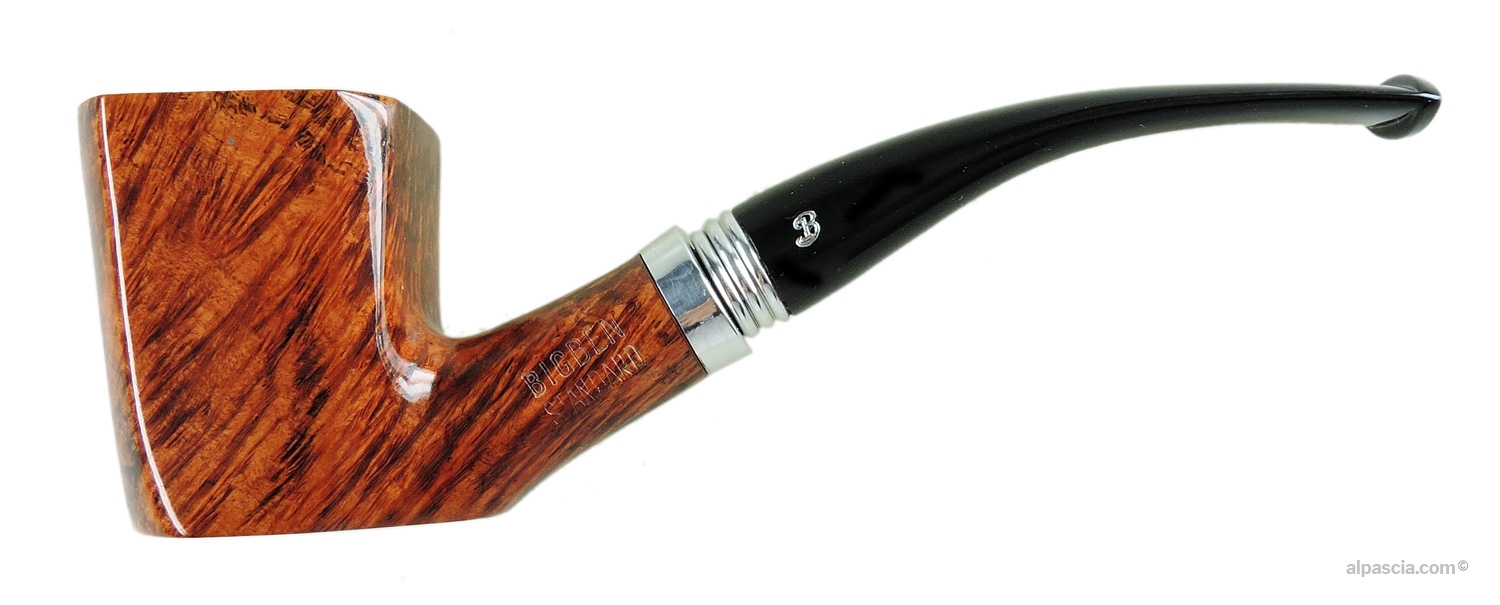 Pipa Big Ben Standard 704 - Profilo curvo liscio con i caratteristici pannelli piatti sfaccettati