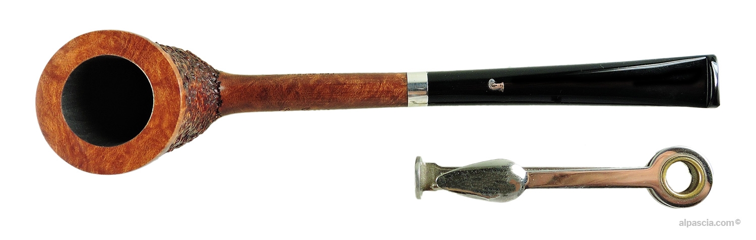 Ser Jacopo R1 A Pipe - Top view looking down at the polished clean rim and perfectly drilled tobacco chamber