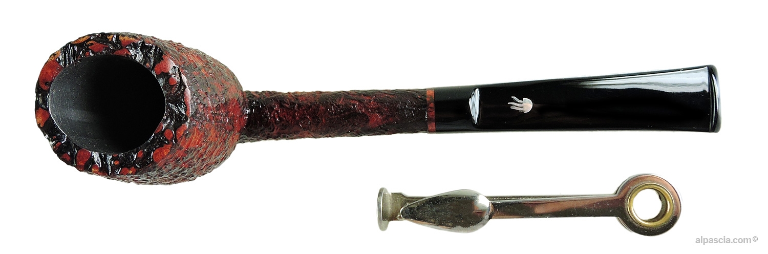 Valbruna 1 Jellyfish Pipe - Top view looking down at the rim and tobacco chamber