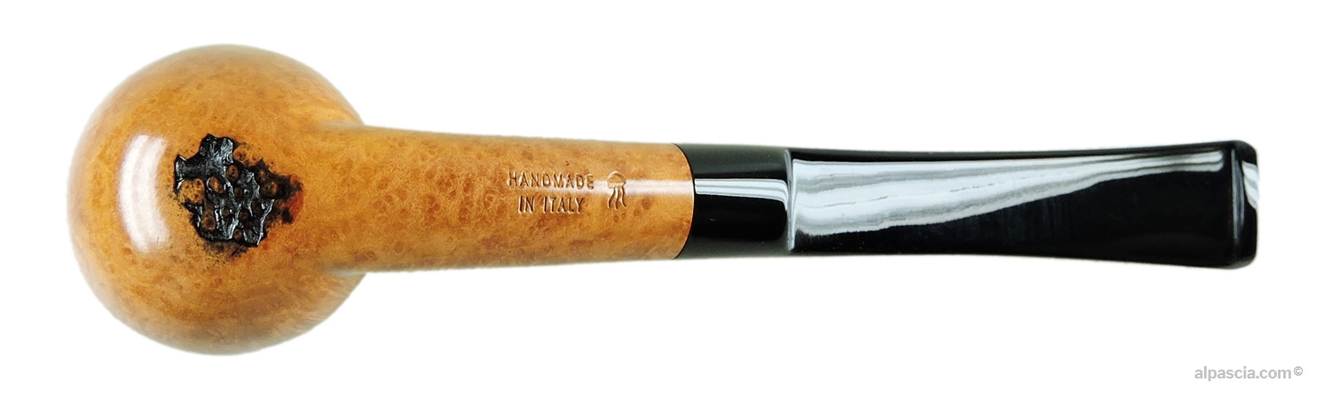 Valbruna 1 Jellyfish Pipe - Bottom view of the shank displaying authentic 1 Jellyfish maker stamps