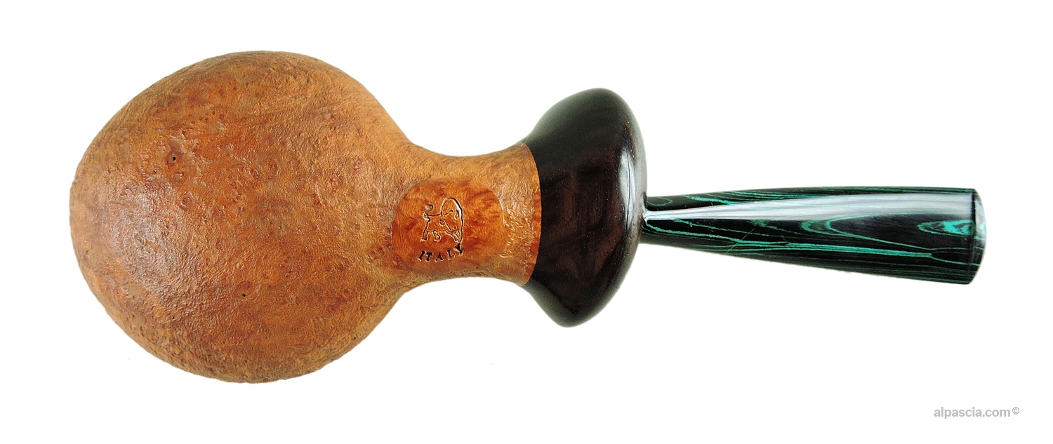 Bisonte Free Form Pipe - Bottom view of the straight shank displaying authentic artisan maker stamps