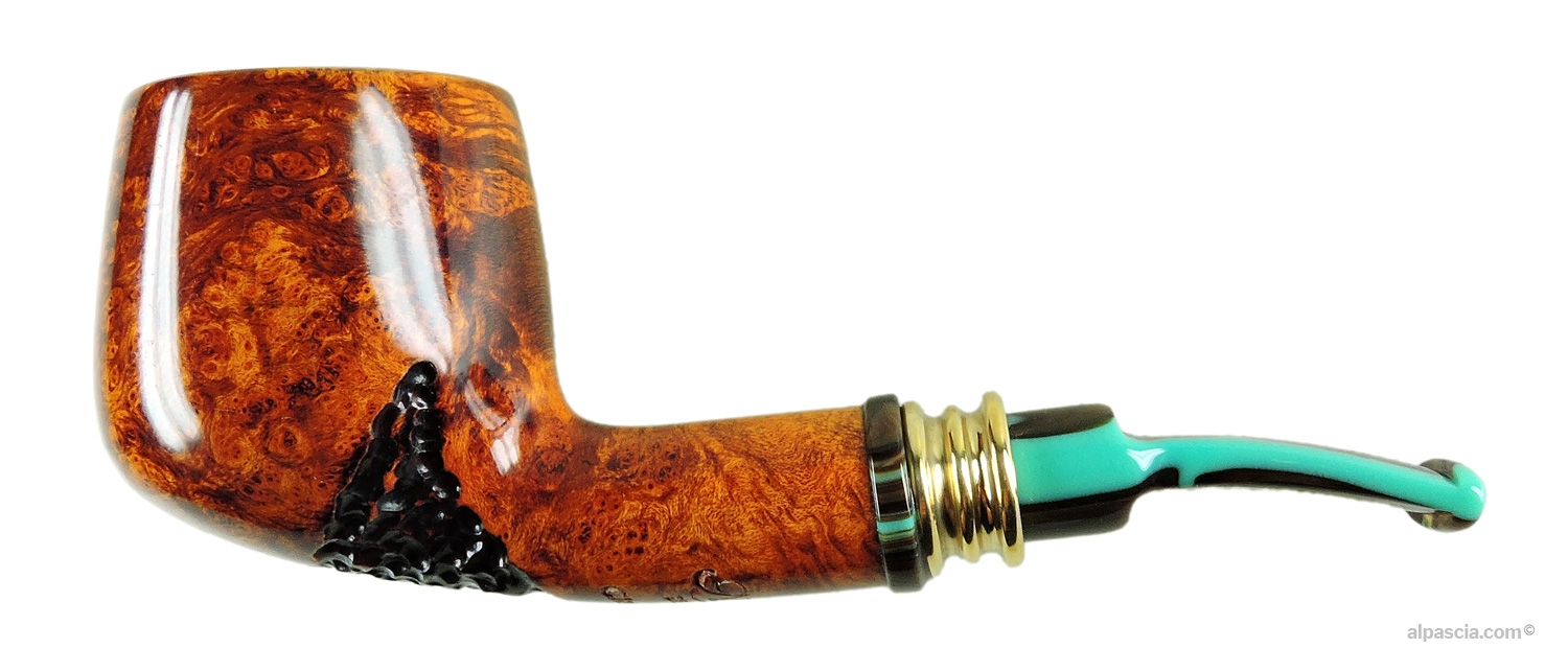 Pipa Neerup Classic Gr. 2 - Profilo semi curvo con elegante contrasto tra radica liscia e porzioni rusticate