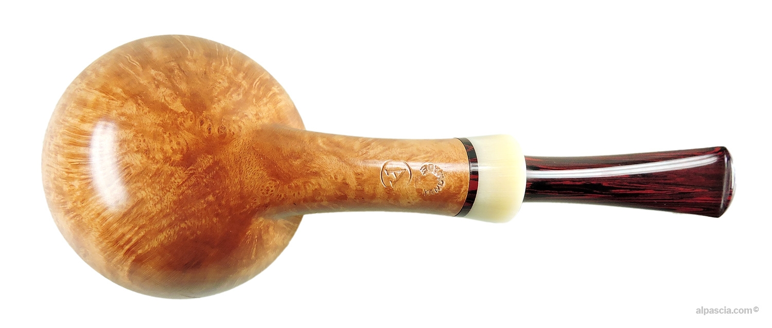 Alinetu Rhodesian Pipe - Bottom view of the rounded shank showing authentic Alinetu maker stamps