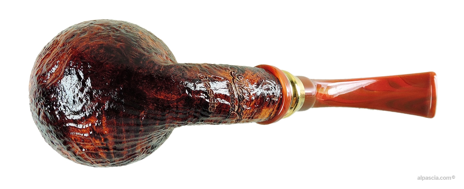 Neerup Classic Gr 3 Pipe - Bottom view of the textured shank showing authentic Neerup Classic stamps