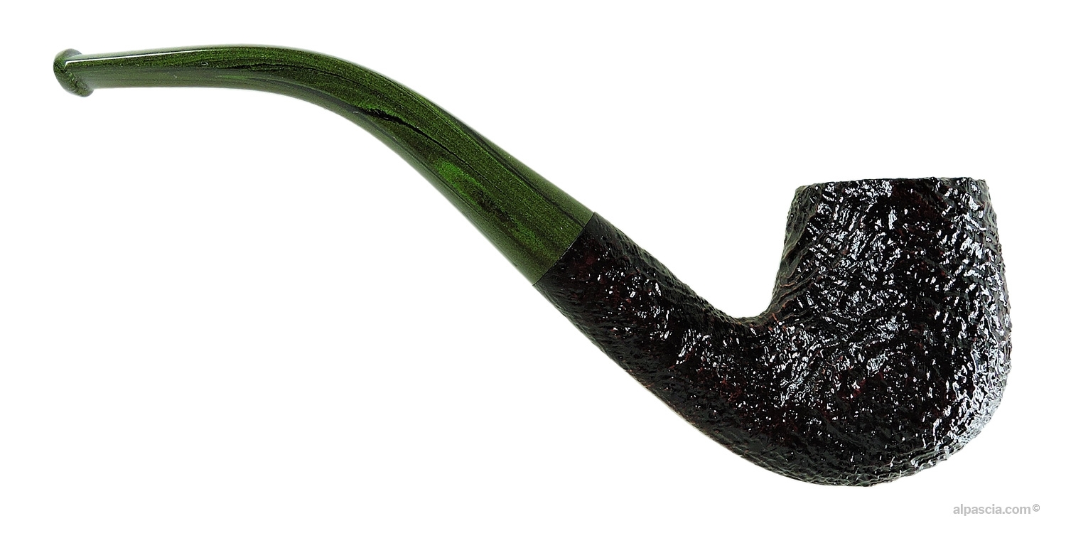 Pipa Ashton Brindle XX - Vista destra che mostra la sinuosa curvatura del cannello e la trama del legno