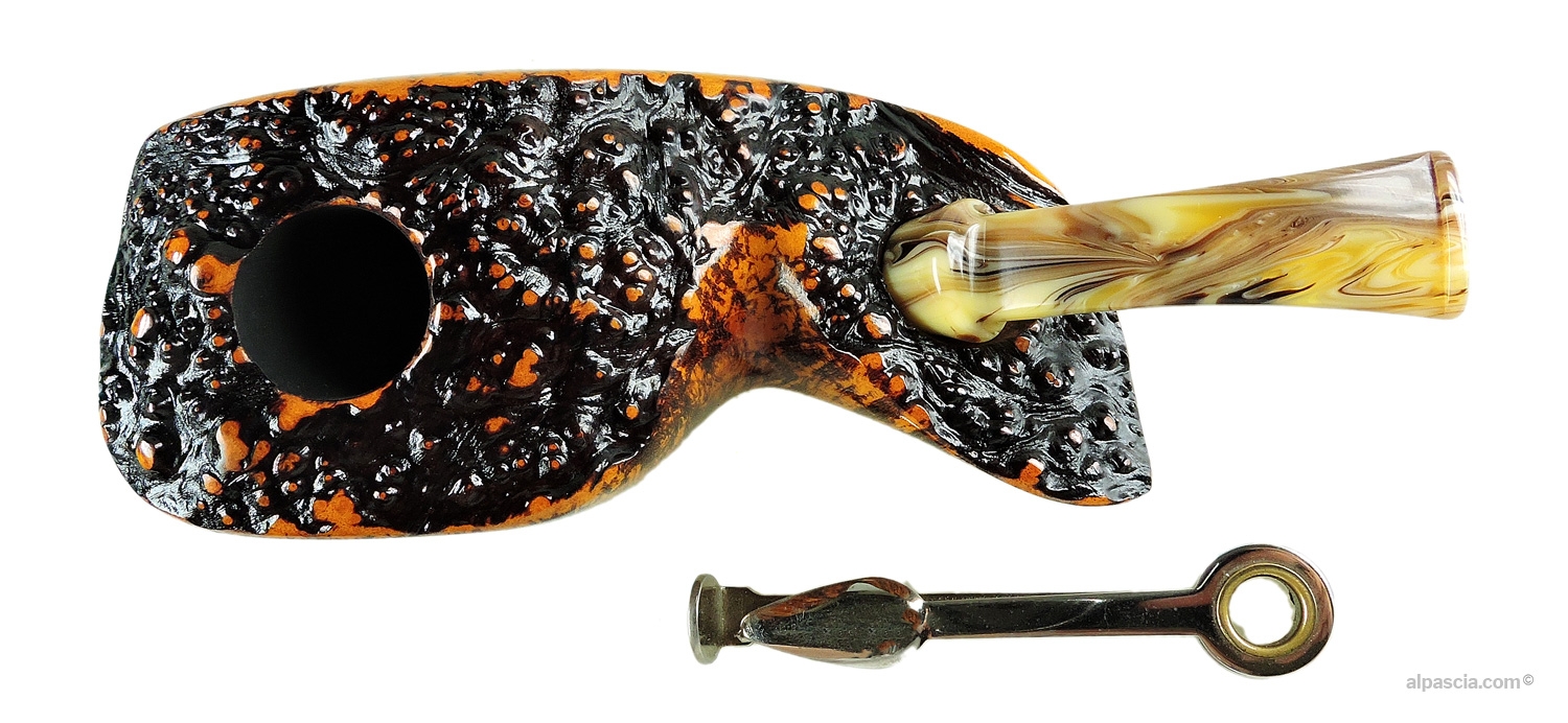 Peder Jeppesen Ida 6 Pipe - Top view showcasing the organic plateau bark texture wrapping the bowl opening
